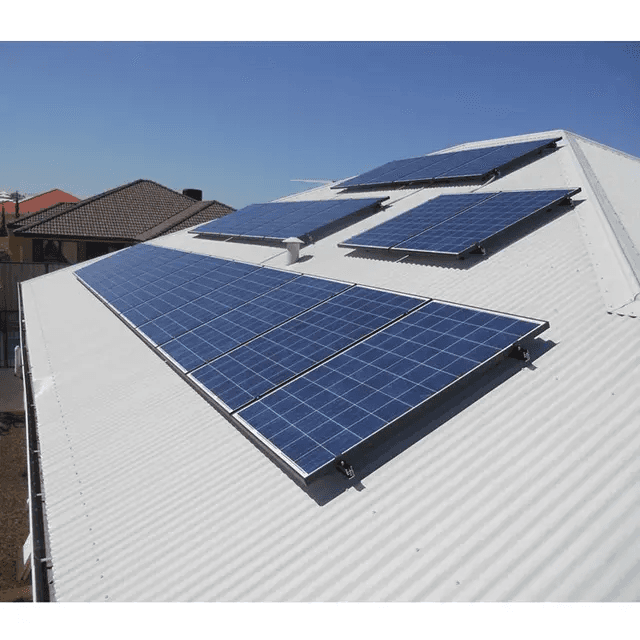 Panneaux solaires installés sur toiture